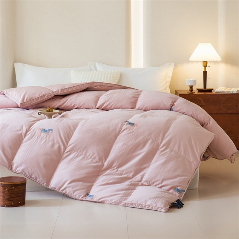 Set Peralatan Tempat Tidur Kuilt Bawah